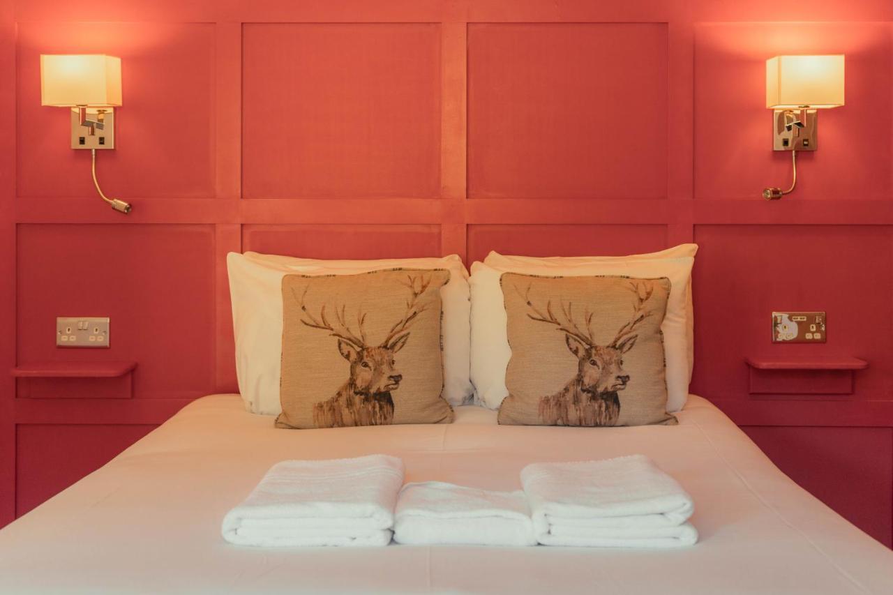 The Ballinluig Inn Питлохри Екстериор снимка