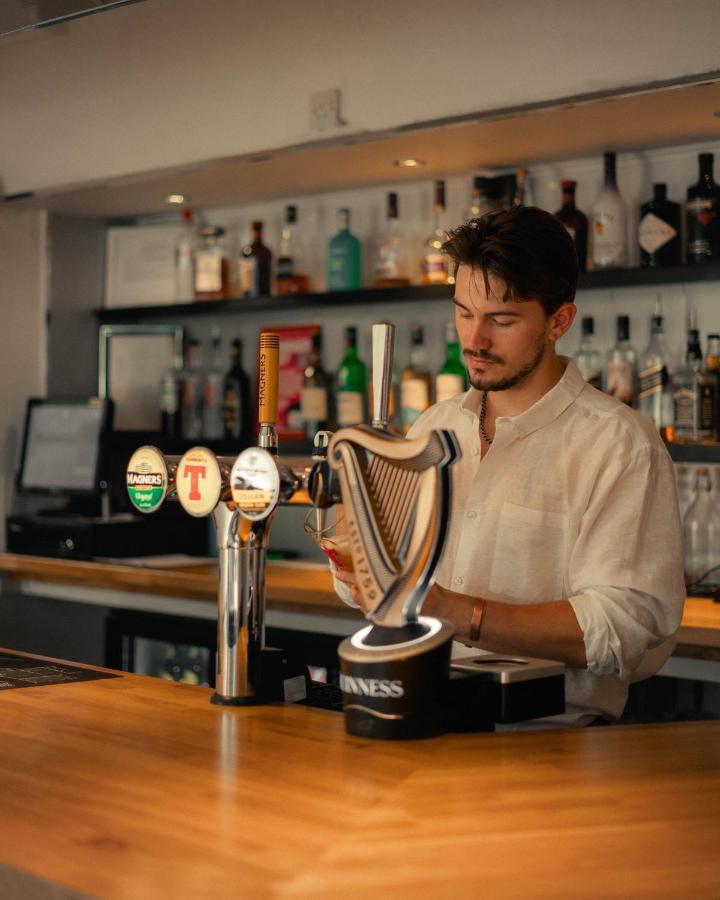 The Ballinluig Inn Питлохри Екстериор снимка