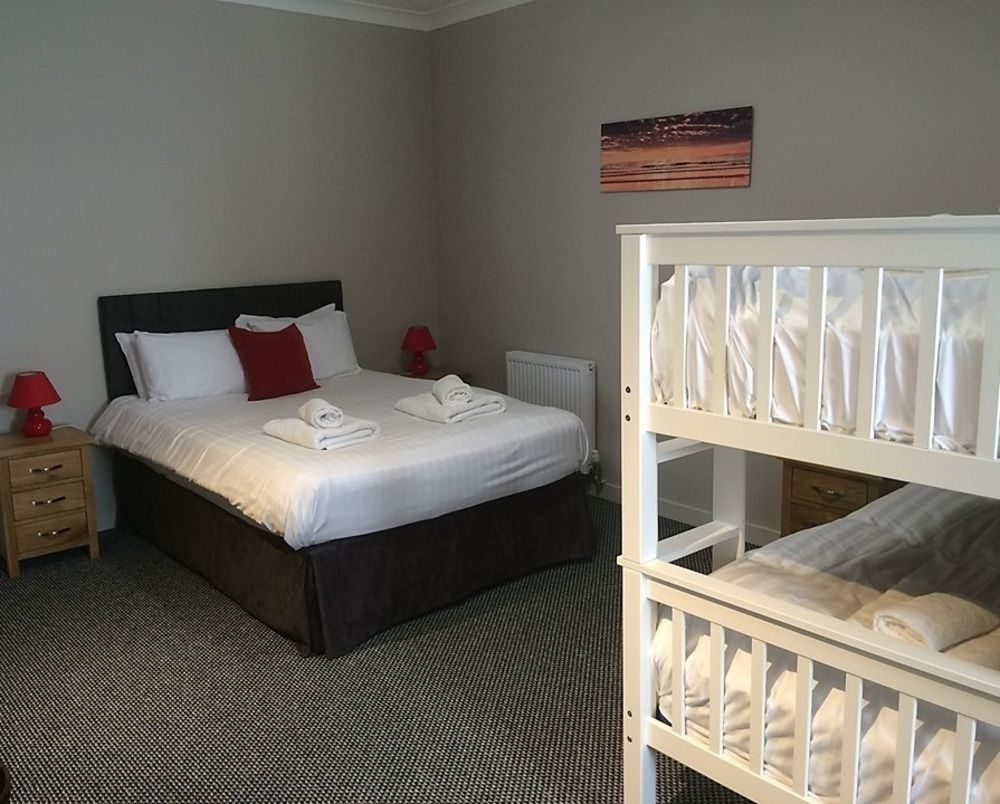 The Ballinluig Inn Питлохри Екстериор снимка