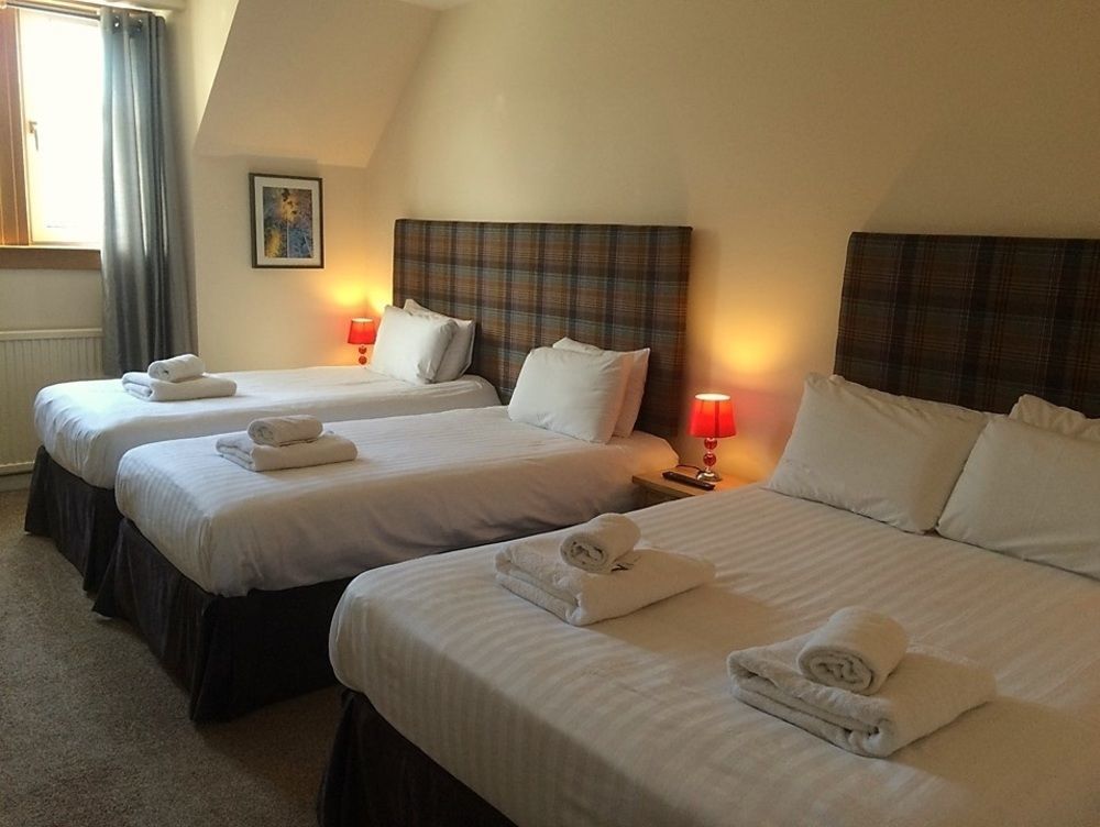 The Ballinluig Inn Питлохри Екстериор снимка